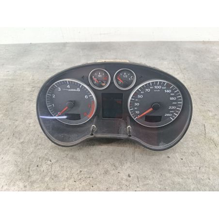 LICZNIK AUDI A3 8P 1.6 8V 102KM 1.6 8V 2003 8P0920930D SIEMENS  VDO LY9B 102 5492 