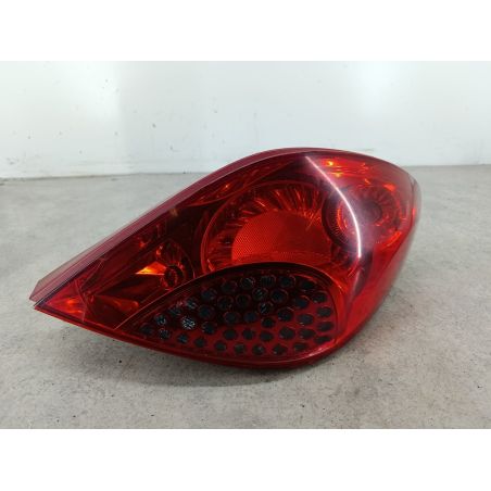 LAMPA TYLNA PRAWA PEUGEOT 207 1.4 8V 75KM 1.4 8V 2006 9649986580 VP5PFX-13404-A  VISTEON EZR 75 5752 