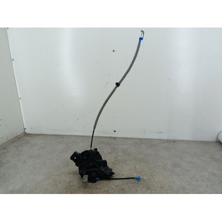 ZAMEK DRZWI LEWY PRZÓD FORD MONDEO MK4 1.8 TDCI 1.8 TDCI 2008 6M2A-R21813-EC A8 100 5740 