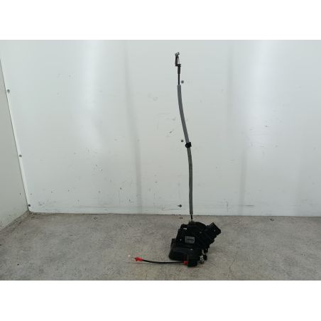 ZAMEK DRZWI PRAWY TYŁ FORD MONDEO MK4 1.8 TDCI 1.8 TDCI 2008 6M2A-R26412-BC A8 100 5740 