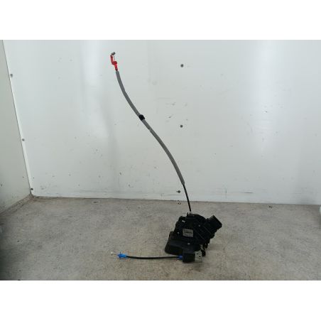 ZAMEK DRZWI PRAWY PRZÓD FORD MONDEO MK4 1.8 TDCI 1.8 TDCI 2008 8M2A-R21812-AA A8 100 5740 