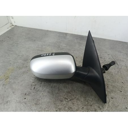 LUSTERKO PRAWE OPEL CORSA C 1.2 16V ECOTEC 80KM 1.2 16V 2006 Z157 80 5590 