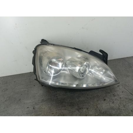 LAMPA PRZÓD PRAWA OPEL CORSA C 1.2 16V ECOTEC 80KM 1.2 16V 2006 13237262 Z157 80 5590 