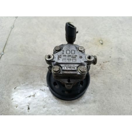 POMPA WSPOMAGANIA VW GOLF IV 1.9 TDI 101KM 1.9 TDI 2001 1J0422154A KYB LB5N 101 5784 