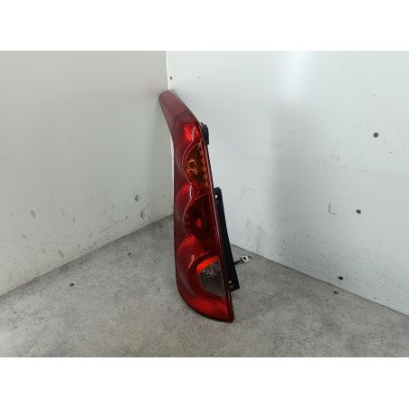 LAMPA TYLNA LEWA NISSAN NOTE I 1.4 88KM 1.4 16V 2008 220-16752   KY0 88 5198 