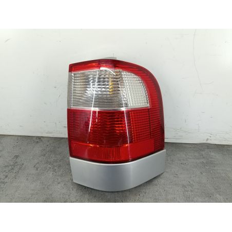 LAMPA TYLNA PRAWA FORD GALAXY II 1.9 TDI 2000 115 5528 