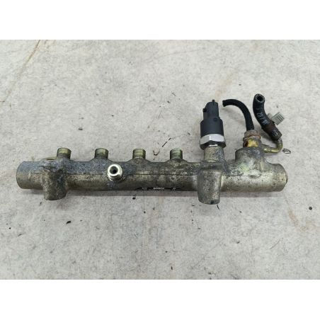 LISTWA WTRYSKOWA DIESEL VOLVO V50 2.0 D 136KM 2.0 D 2004 0445214027 459-46 136 5648 