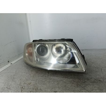 LAMPA PRZÓD PRAWA VW PASSAT B5 FL 1.9 TDI 130KM 1.9 TDI 2001 3B0941016AK  1EL008350-02 LC9Z 130 5619 