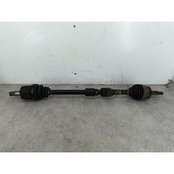 PÓŁOŚ PRAWA PRZÓD KIA CEE'D I 2.0 CRDI 140KM2.0 CRDI20085K1405813                                            