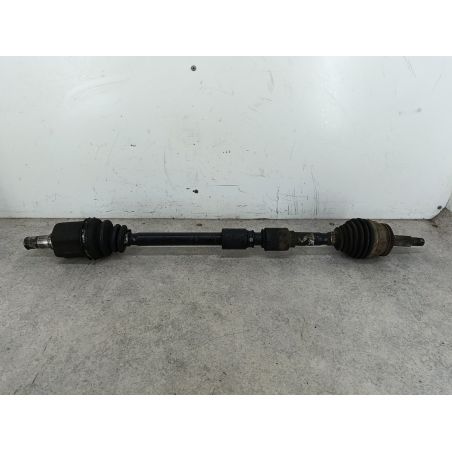 PÓŁOŚ PRAWA PRZÓD KIA CEE'D I 2.0 CRDI 140KM 2.0 CRDI 2008 5K 140 5813 