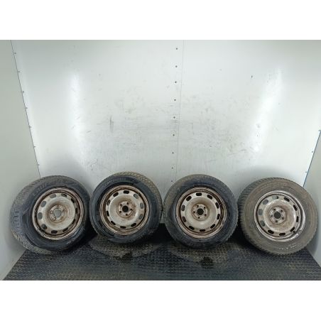 FELGI STALOWE KOMPLET 15 Z OPONAMI VW GOLF IV 1.9 TDI 101KM 1.9 TDI 2001 195/65R15  6JX15H2 ET38 LB5N 101 5784 6.0" 