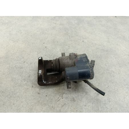 ZACISK HAMULCOWY PRAWY TYŁ VW PASSAT B6 2.0 TDI 140KM 2.0 TDI 2005 TRW LA7T 140 5762 