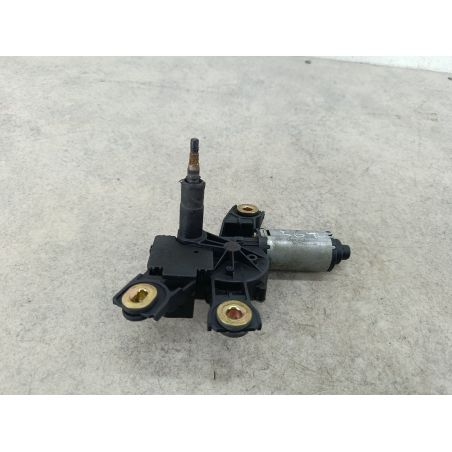 SILNICZEK WYCIERACZKI TYŁ VW PASSAT B6 2.0 TDI 140KM 2.0 TDI 2005 LA7W 140 5640 