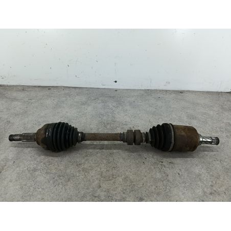 PÓŁOŚ LEWA PRZÓD NISSAN QASHQAI I 1.5 DCI 106KM 1.5 DCI 2008 Z11 106 5625 