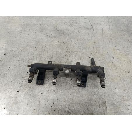 LISTWA WTRYSKOWA BENZYNA PEUGEOT 206 FL 1.1 60KM 1.1 i 2004 9628982980 EWP 60 5472 