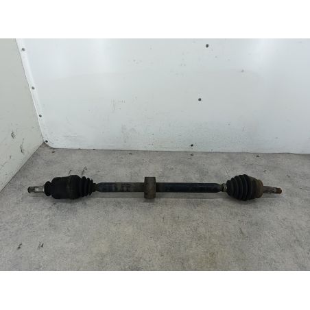 PÓŁOŚ PRAWA PRZÓD OPEL CORSA D 1.3 CDTI 75KM 1.3 CDTI 2007 Z474 75 5487 