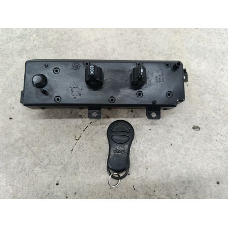 PRZEŁĄCZNIK SZYBY PRAWY PRZÓD JEEP GRAND CHEROKEE II WJ 2.7 CRD 163KM 2.7 CRD 2002 5HB64DX9AC  56042716AA PX8 163 5729 