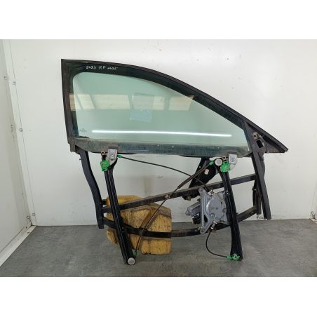 PODNOŚNIK SZYBY PRAWY PRZÓD Z STELAŻEM AUDI A4 B5 1.8 125KM 1.8 20V 1999 8D0837398C LX6V 125 5493 