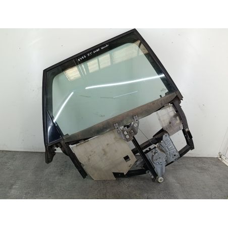 PODNOŚNIK SZYBY PRAWY TYŁ Z STELAŻEM AUDI A4 B5 1.8 125KM 1.8 20V 1999 8D0839400A LX6V 125 5493 