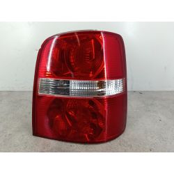 LAMPA TYLNA PRAWA VW TOURAN I 1.6 FSI 116KM1.6 FSI2003L0411165810                                            