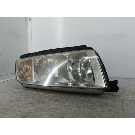 LAMPA PRZÓD PRAWA SKODA FABIA I 1.4 8V 60KM 1.4 MPI 2001 LF7T 60 5616 