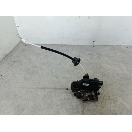 ZAMEK DRZWI PRAWY TYŁ AUDI A2 8Z 1.4 TDI 75KM 1.4 TDI 2002 8Z0839016D LY7S 75 5884 