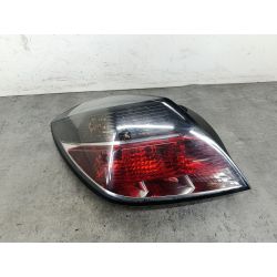 LAMPA TYLNA LEWA OPEL ASTRA H 1.6 16V 115KM1.6 16V2008342691834Z20R1155534                                            