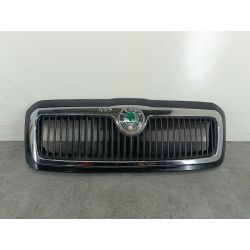 ATRAPA GRILL GRIL SKODA OCTAVIA I 1.6 MPI 102KM1.6 MPI20021U0853655ALF7T102                                            