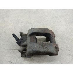 ZACISK HAMULCOWY PRAWY PRZÓD BMW 3 F30 FL 2.0 16V 330i2018A832526006                                            