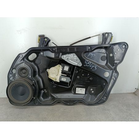 PODNOŚNIK SZYBY PRAWY PRZÓD Z STELAŻEM VW PASSAT B6 2.0 TDI 140KM 2.0 TDI 2005 3C1837756F  1K0959792H 988697-109  BROSE LA7W 140 5943 