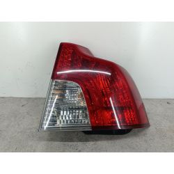 LAMPA TYLNA PRAWA VOLVO S40 II 1.6 D 109KM1.6 D200831214608019-261095940                                            