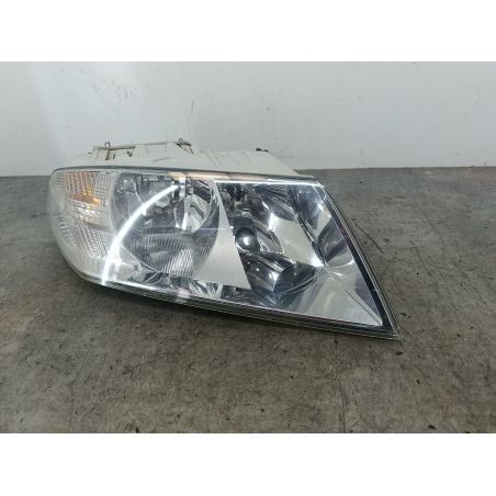 LAMPA PRZÓD PRAWA SKODA OCTAVIA II 2.0 TDI 140KM 2.0 TDI 2005 LF8F 140 