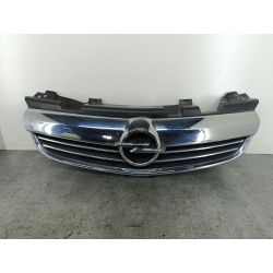 ATRAPA GRILL GRIL OPEL ZAFIRA B 1.9 CDTI 100KM1.9 CDTI200713247331  13247327  13247328  13247330Z1551005703                                            