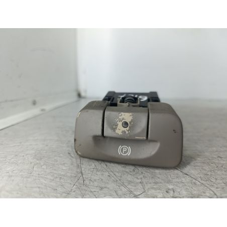 PRZYCISK HAMULCA RĘCZNEGO RENAULT SCENIC II 1.6 16V 115KM 1.6 16V 2003 TEB76 115 6104 