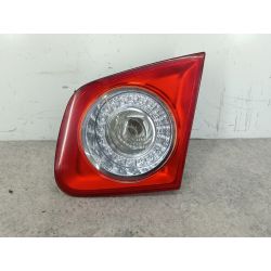 LAMPA TYLNA PRAWA W KLAPE VW JETTA V 1.6 FSI 115KM1.6 FSI20061K5945094LA6R1156124                                            