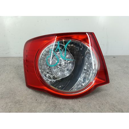 LAMPA TYLNA LEWA VW JETTA V 1.6 FSI 115KM 1.6 FSI 2006 1K5945095M 983131  HELLA LA6R 115 6124 