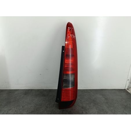 LAMPA TYLNA PRAWA FORD FUSION 1.4 1.4 16V 2004 2N11-13A602-B 62 80 5437 