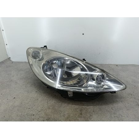 LAMPA PRZÓD PRAWA PEUGEOT 1007 1.4 i 75KM 1.4 i 2006 EXL 75 6090 