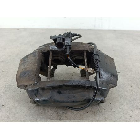 ZACISK HAMULCOWY PRAWY PRZÓD MERCEDES-BENZ KLASA S W 220 3.2 CDI S320 197KM 3.2 CDI S320 2000 20.7046.04  20.7047.04 BREMBO 744 197 6178 