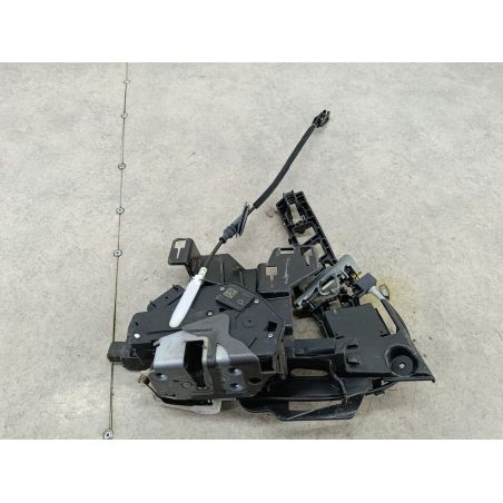 ZAMEK DRZWI PRAWY PRZÓD FORD FIESTA VII 1.25 16V 2011 8A6A-A21812-BG 8A61-A21978-AE 39 82 6205 