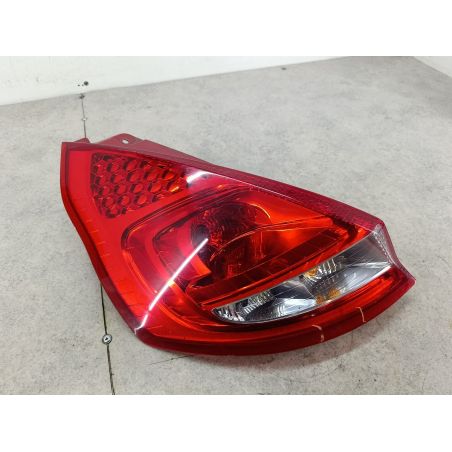 LAMPA TYLNA LEWA FORD FIESTA VII 1.25 16V 2011 8A61-13405-A 39 82 6205 