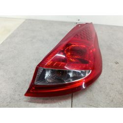 LAMPA TYLNA PRAWA FORD FIESTA VII 1.25 16V20118A61-13404-A39826205                                            