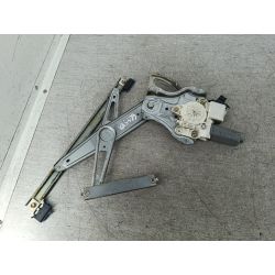 PODNOŚNIK SZYBY PRAWY PRZÓD TOYOTA COROLLA IX E12 1.4 16V VVT-I 97KM1.4 16V2004992046-100  0130822032 BROSE  BOSCH8Q3976045                                            