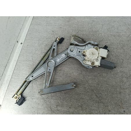 PODNOŚNIK SZYBY PRAWY PRZÓD TOYOTA COROLLA IX E12 1.4 16V VVT-I 97KM 1.4 16V 2004 992046-100  0130822032 BROSE  BOSCH 8Q3 97 6045 