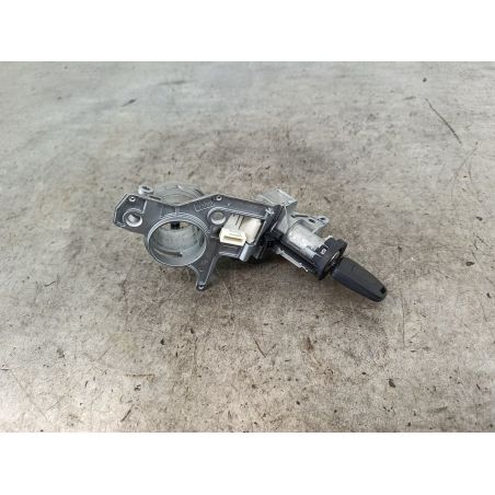 STACYJKA OPEL ZAFIRA B 1.9 CDTI 120KM 1.9 CDTI 2005 2421430 N0501881  VALEO Z168 120 5836 