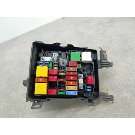 SKRZYNKA BEZPIECZNIKÓW ZEWNĘTRZNA OPEL GRANDLAND X 1.2 12V 130KM 1.2 12V 2020 Z22T 130 6152 