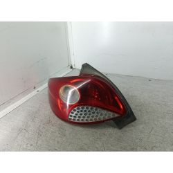 LAMPA TYLNA LEWA PEUGEOT 206 PLUS 1.4 75KM1.4 8V20119685618280EZR756174                                            
