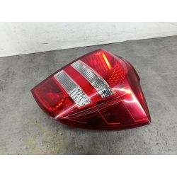 LAMPA TYLNA PRAWA KIA CEE'D I 2.0 CRDI2.0 CRDI200892402-1H39S1406016                                            