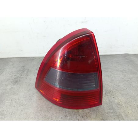 LAMPA TYLNA LEWA CITROEN C5 II 2.0 HDI 136KM 2.0 HDI 2005 89032697 VALEO EYP 136 6242 