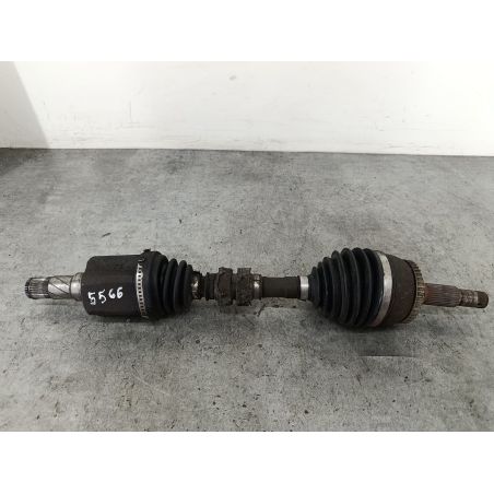 PÓŁOŚ LEWA PRZÓD NISSAN X-TRAIL I T30 2.0 16V 140KM 2.0 16V 2002 BW6 140 5566 
